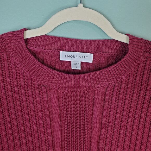 Amour Vert Ribbed Maroon Sweater Size Small - Picture 4 of 6